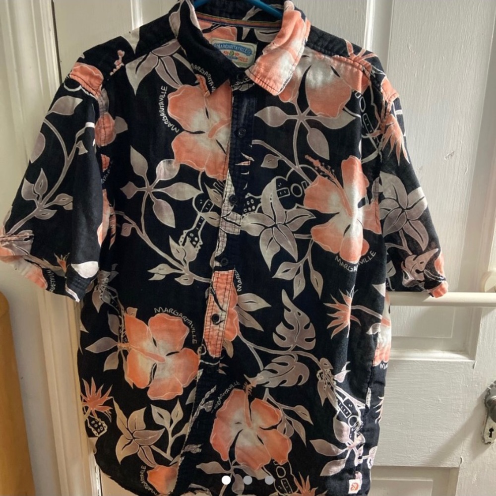 Margaritaville floral button up